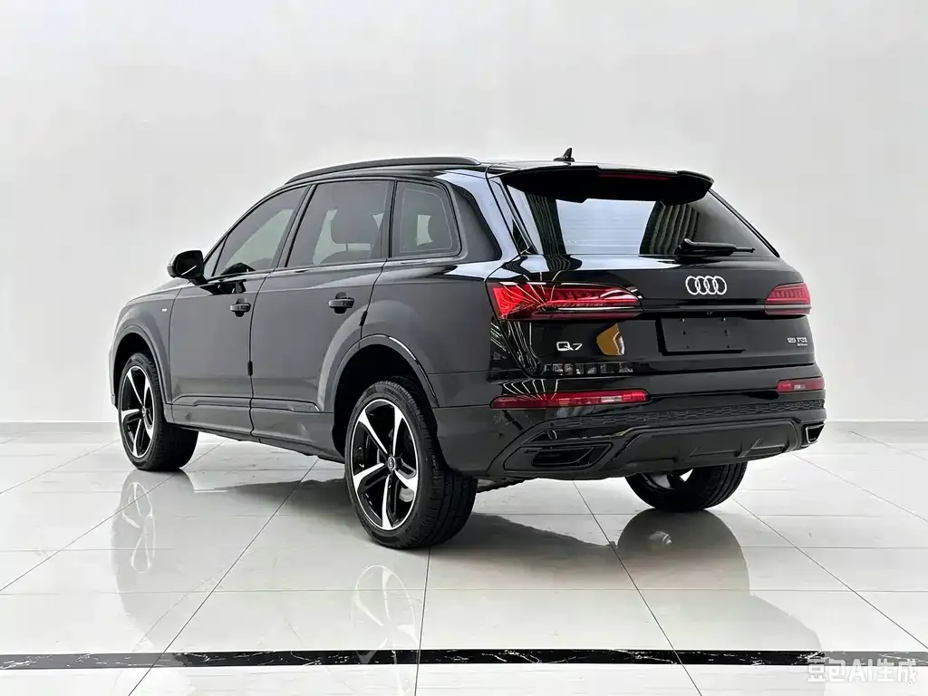 Audi Q7 — фото 3