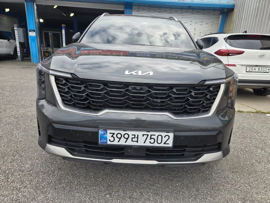 Kia Sorento — фото 1