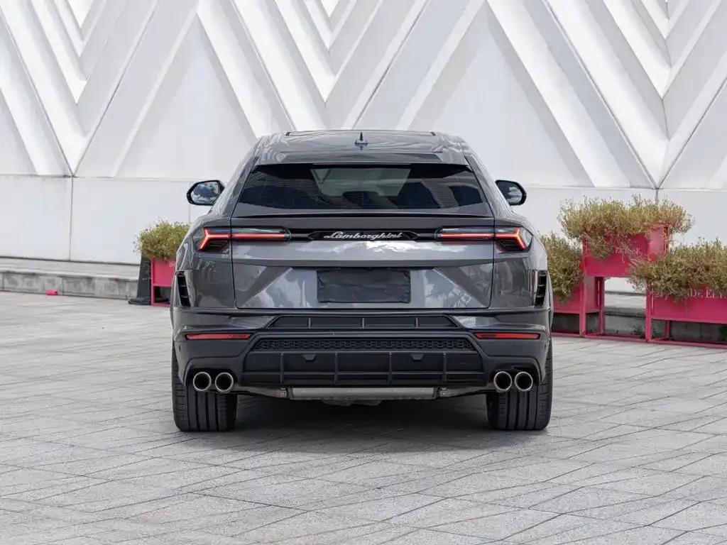 Lamborghini Urus — фото 6