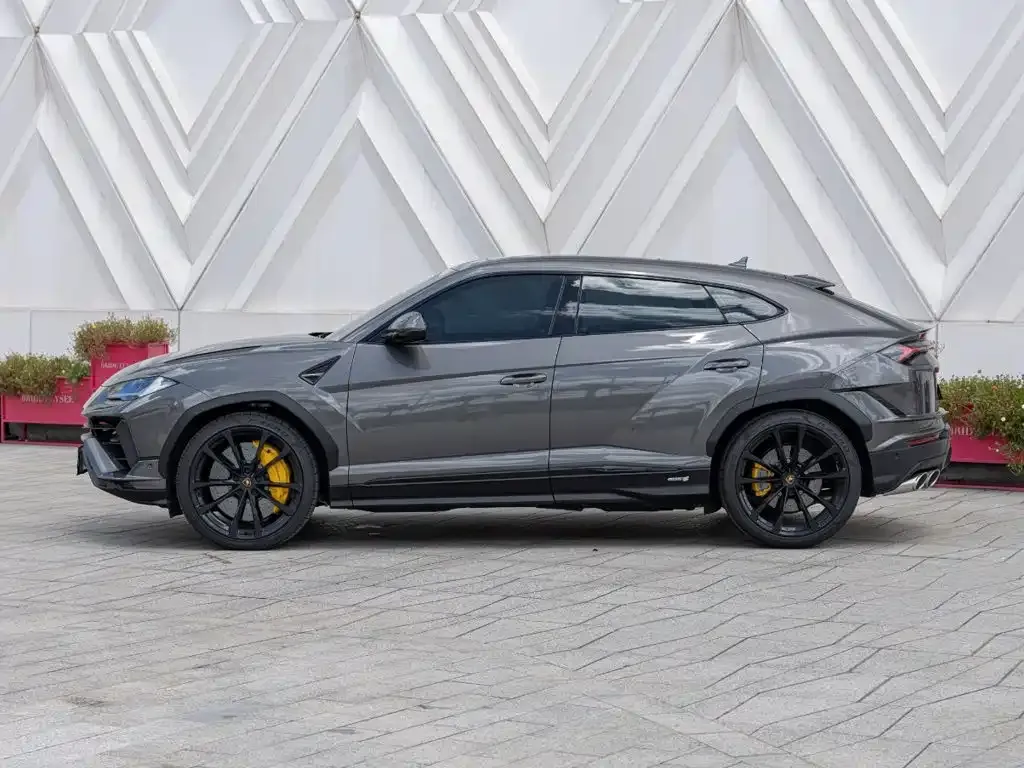 Lamborghini Urus — фото 4