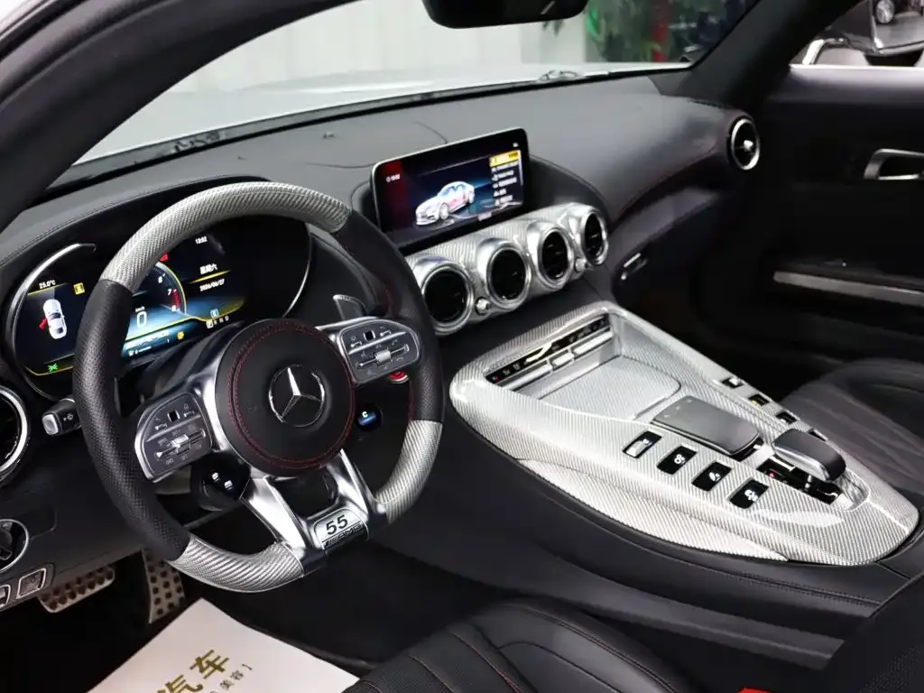 Mercedes-Benz AMG GT — фото 7
