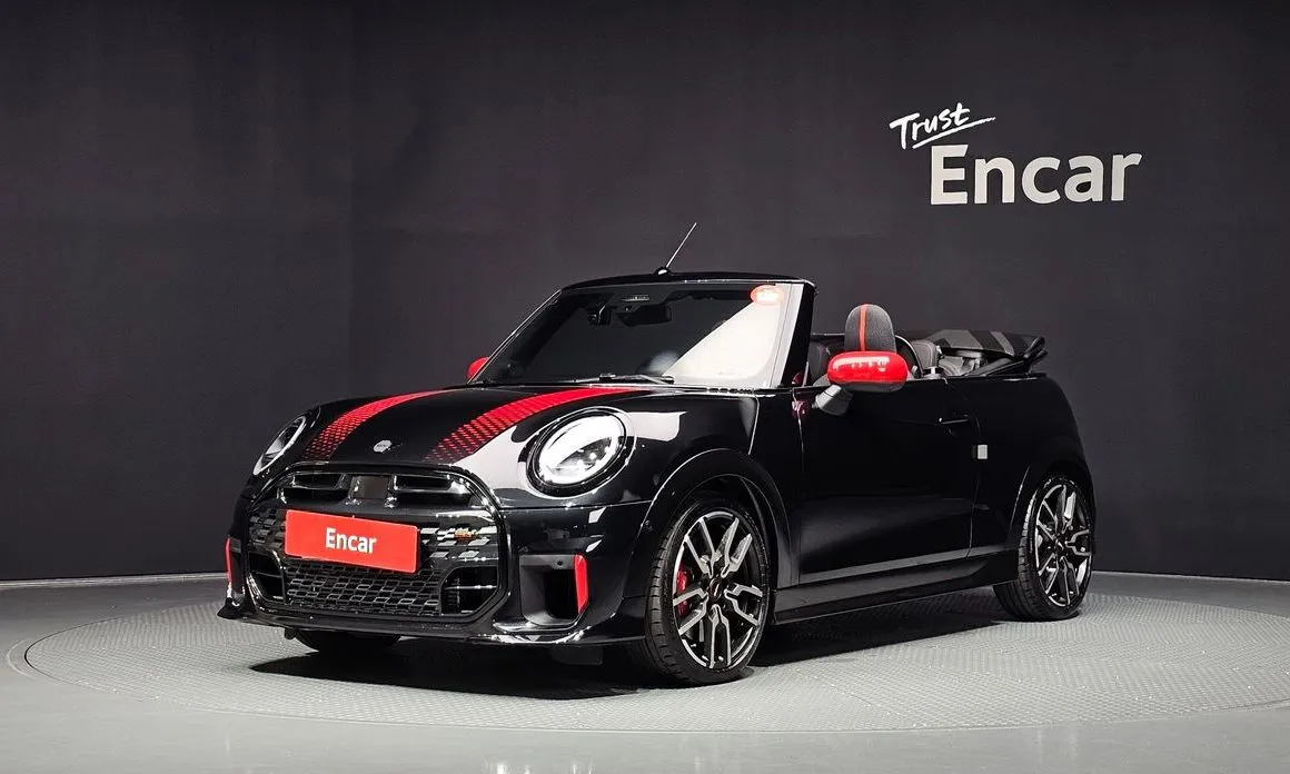 Mini Cooper Convertible — фото 1