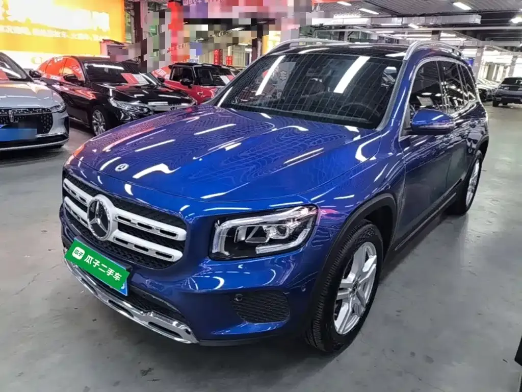 Mercedes-Benz GLB — фото 1