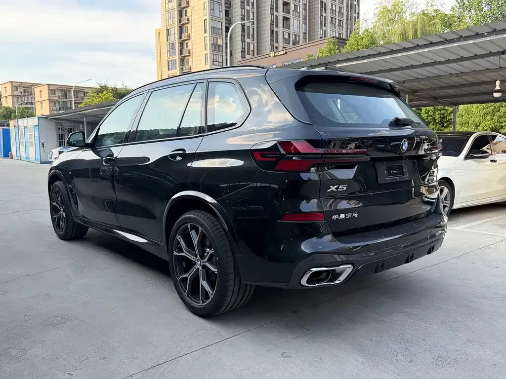 BMW X5 — фото 2