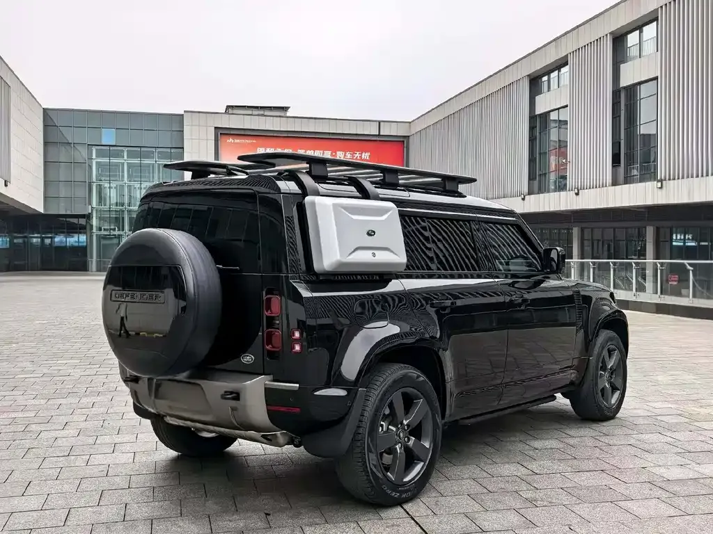Land Rover Defender — фото 4