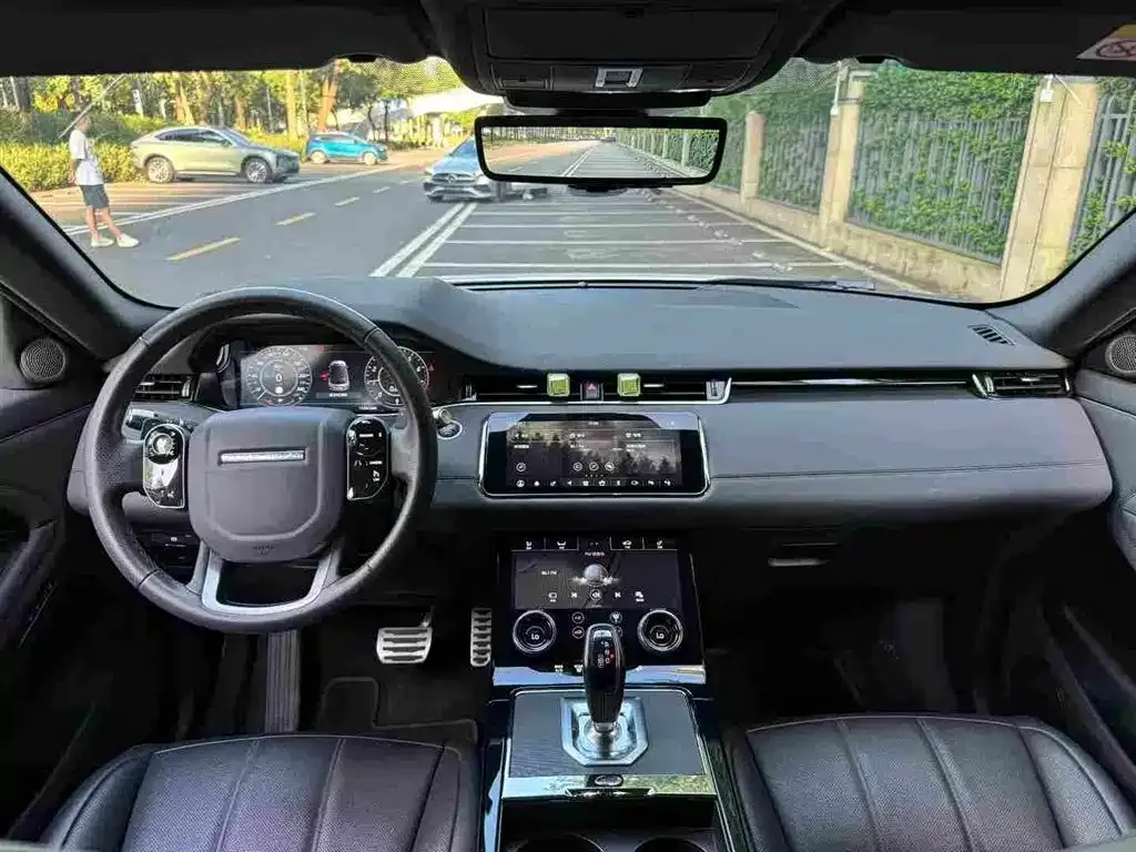 Land Rover Evoque — фото 2