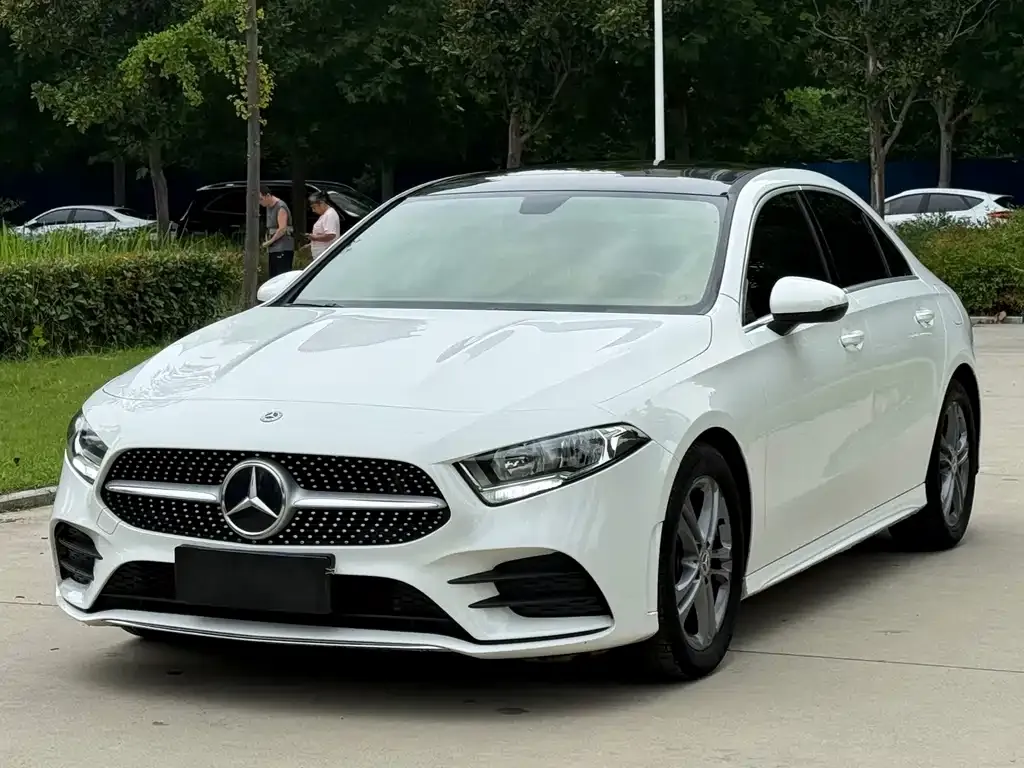 Mercedes-Benz A-Class — фото 1