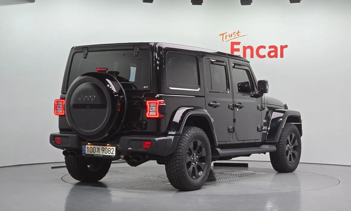 Jeep Wrangler — фото 5