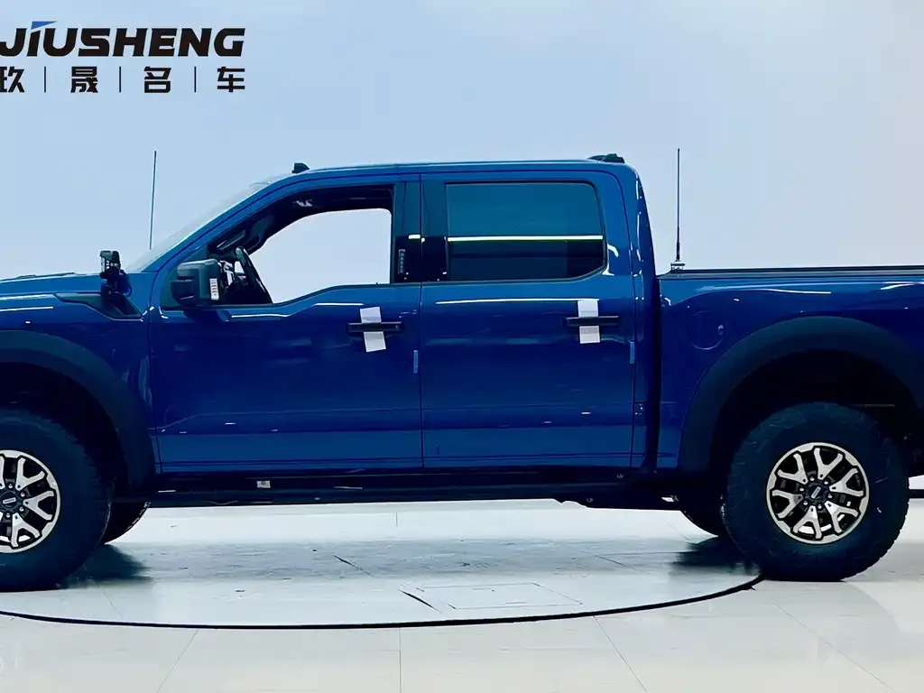 Ford F-150 Raptor — фото 5
