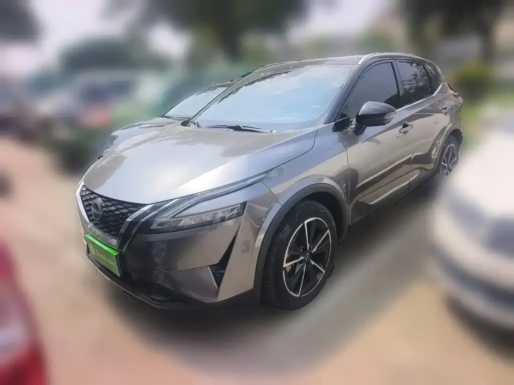 Nissan Qashqai — фото 1