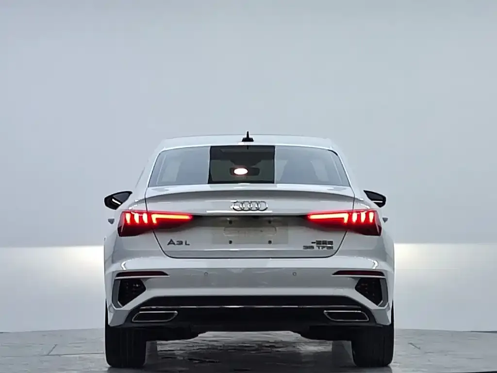 Audi A3 — фото 3
