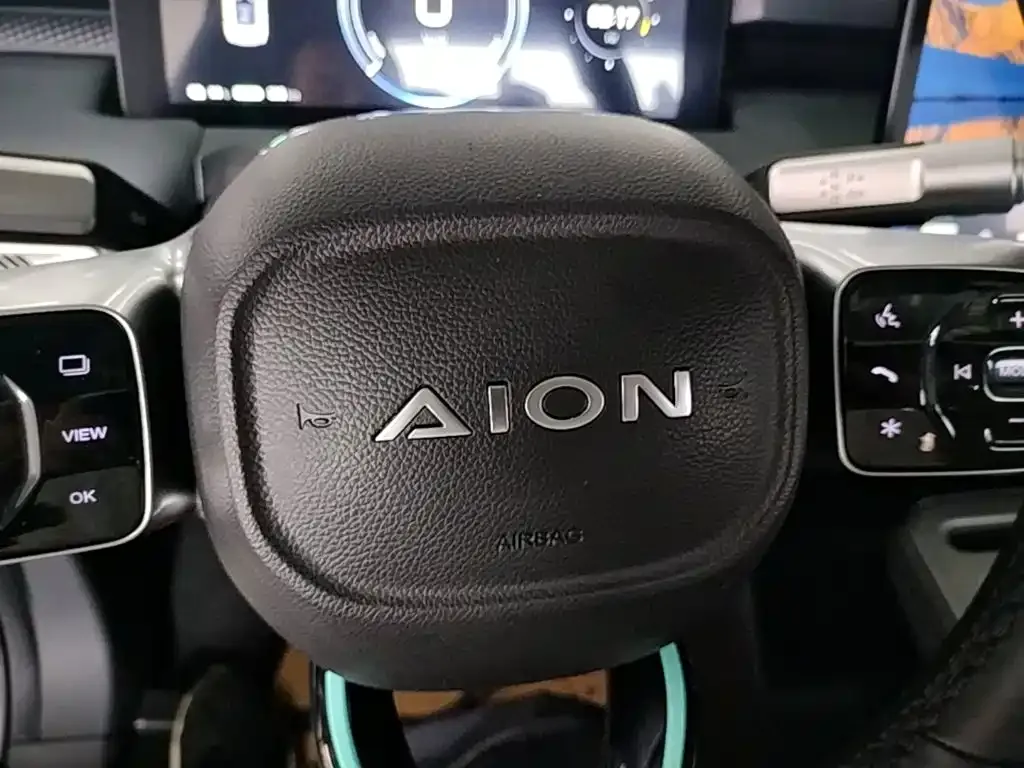 Aion Y — фото 3