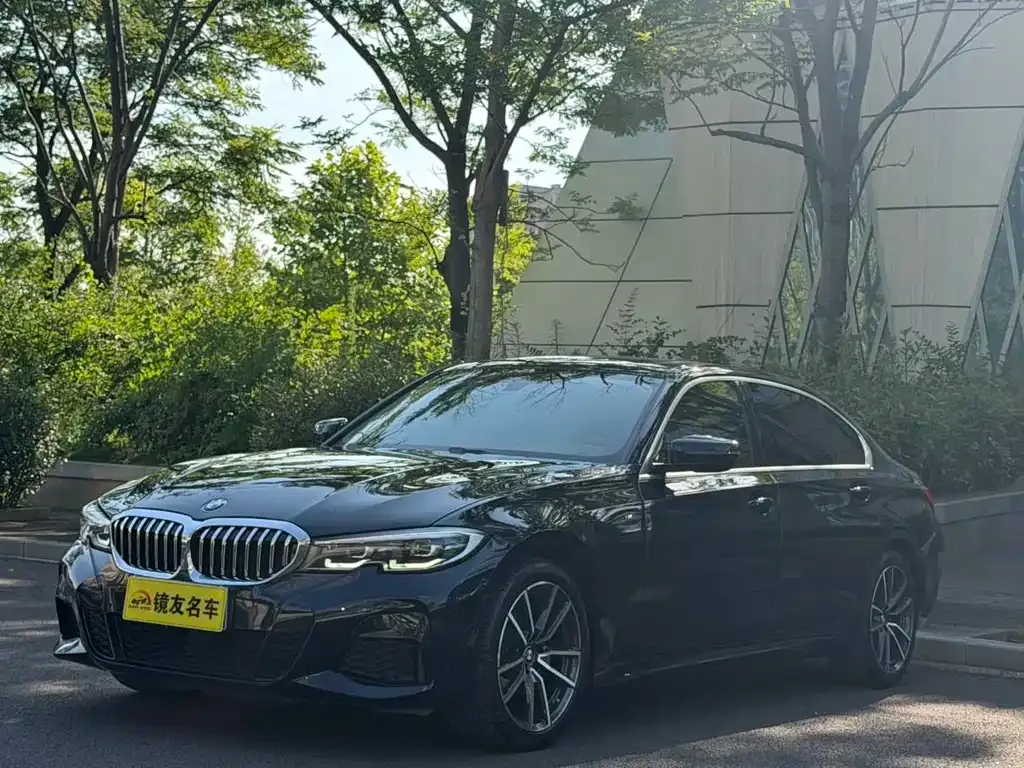 BMW 3 Series — фото 1