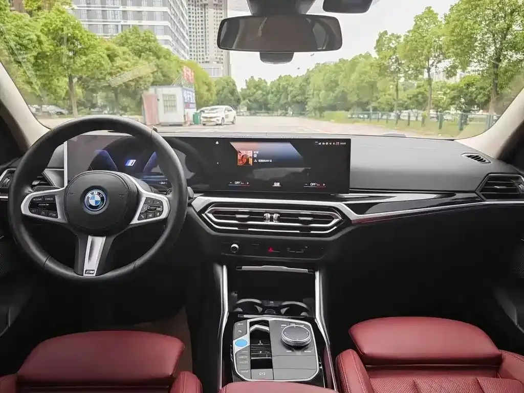 BMW i3 — фото 5