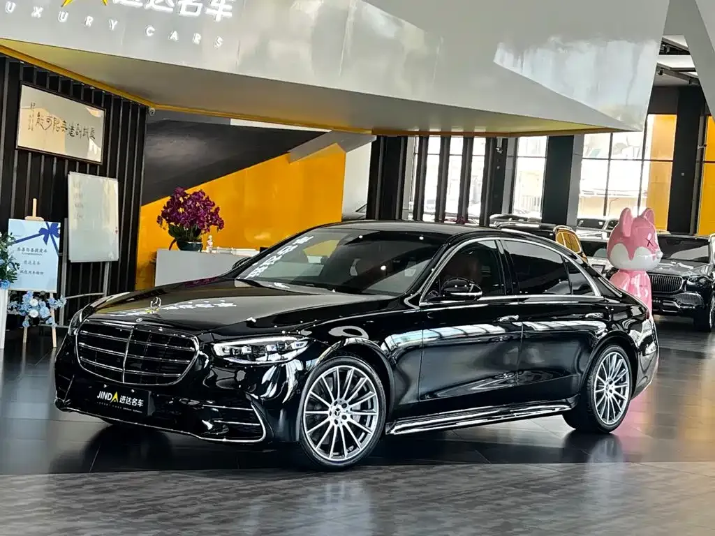 Mercedes-Benz S-Class — фото 1