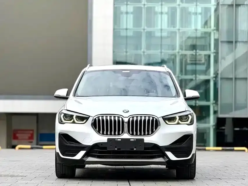 BMW X1 — фото 6