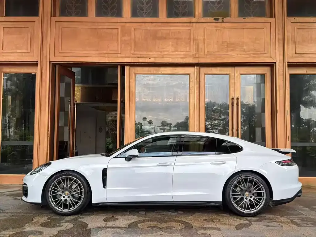 Porsche Panamera — фото 2