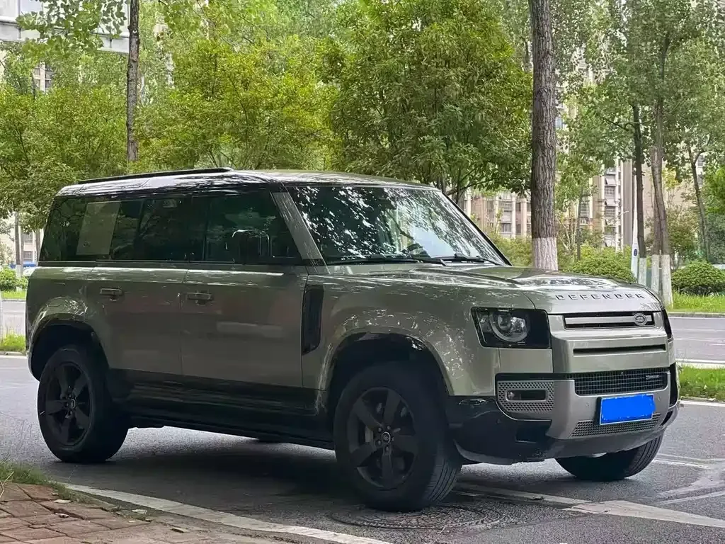 Land Rover Defender — фото 9