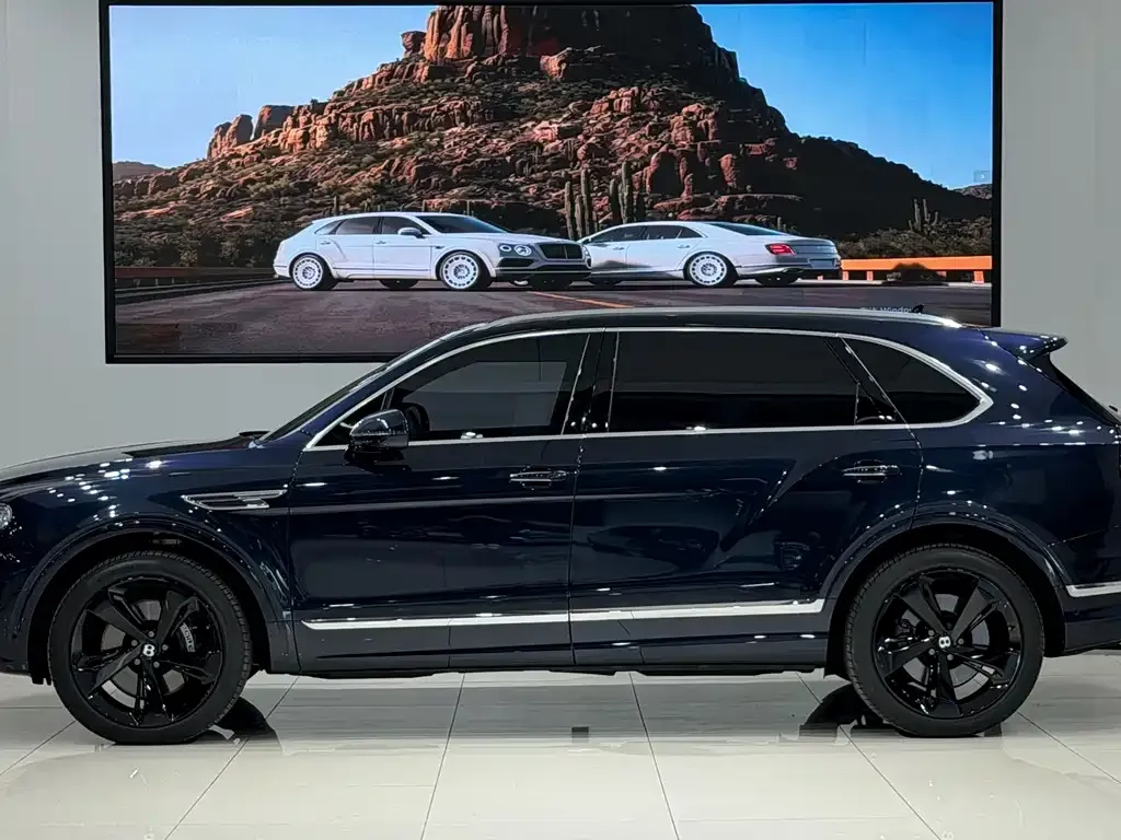 Bentley Bentayga — фото 2