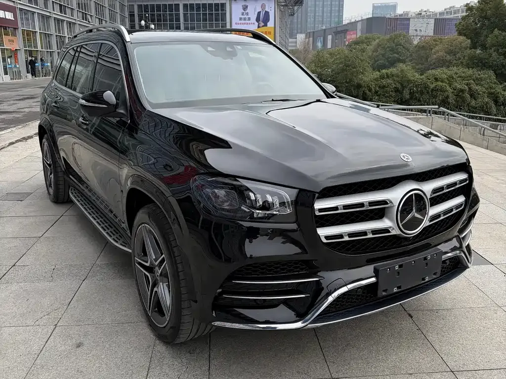 Mercedes-Benz GLS — фото 10