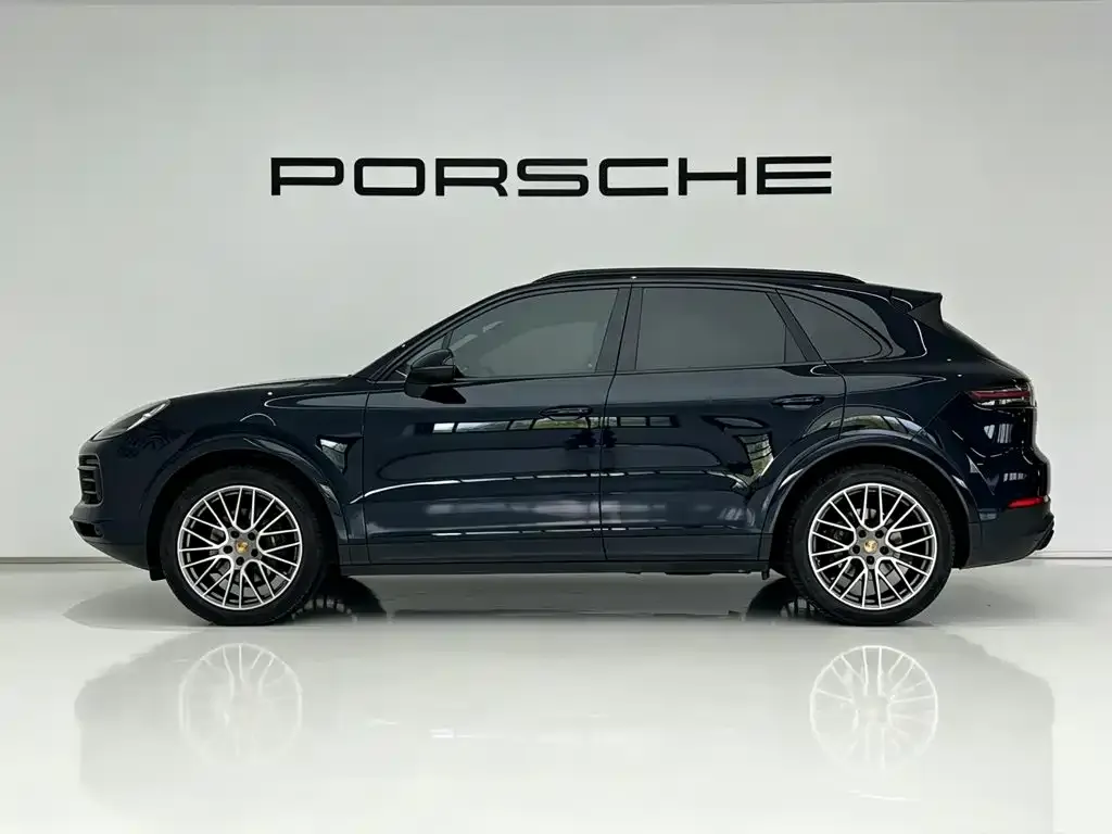 Porsche Cayenne — фото 6