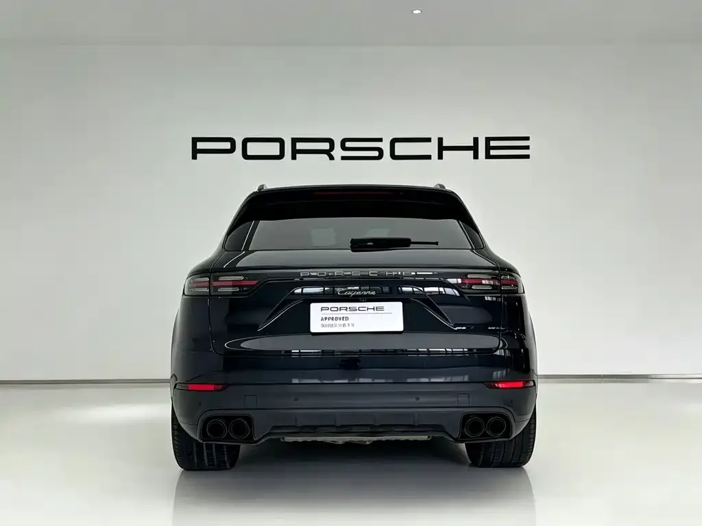 Porsche Cayenne — фото 10