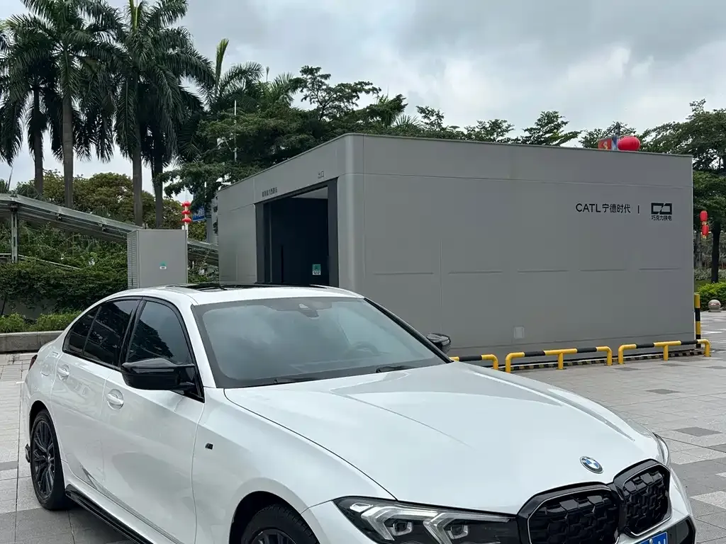 BMW 3 Series — фото 1