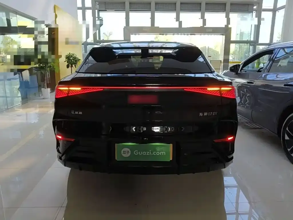 BYD Sealion 07 EV — фото 4