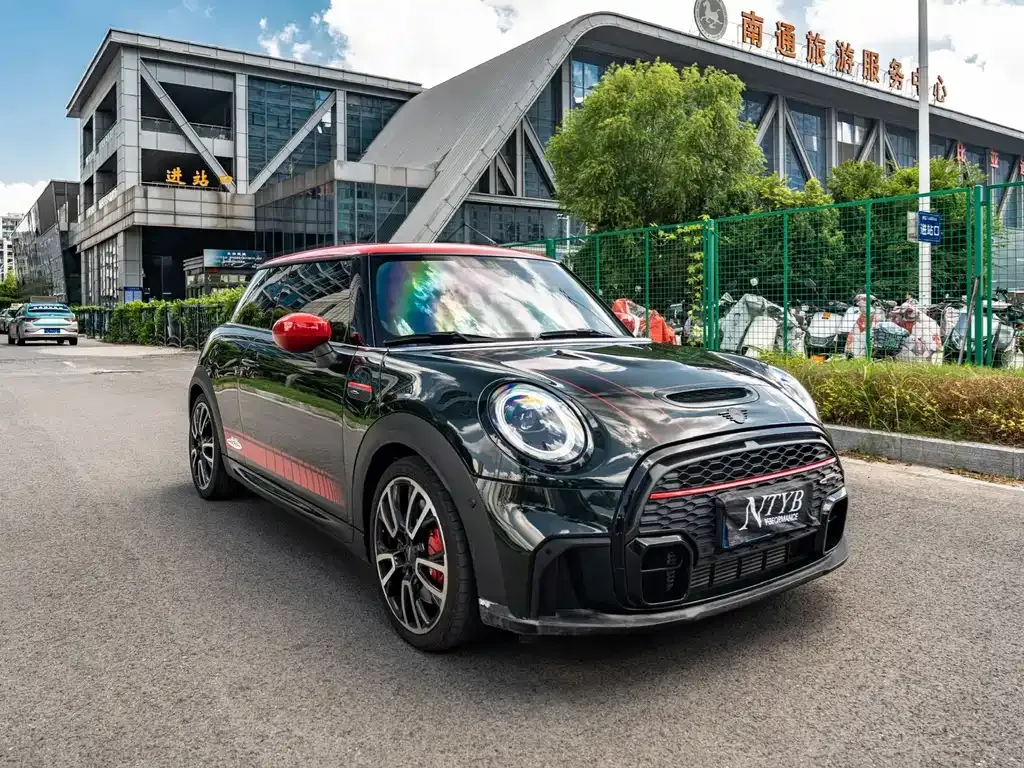 MINI JCW (John Cooper Works) — фото 6