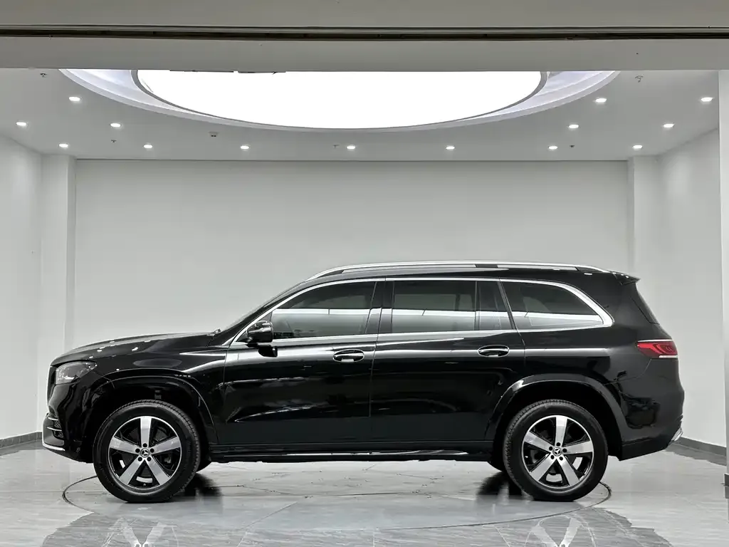 Mercedes-Benz GLS — фото 9