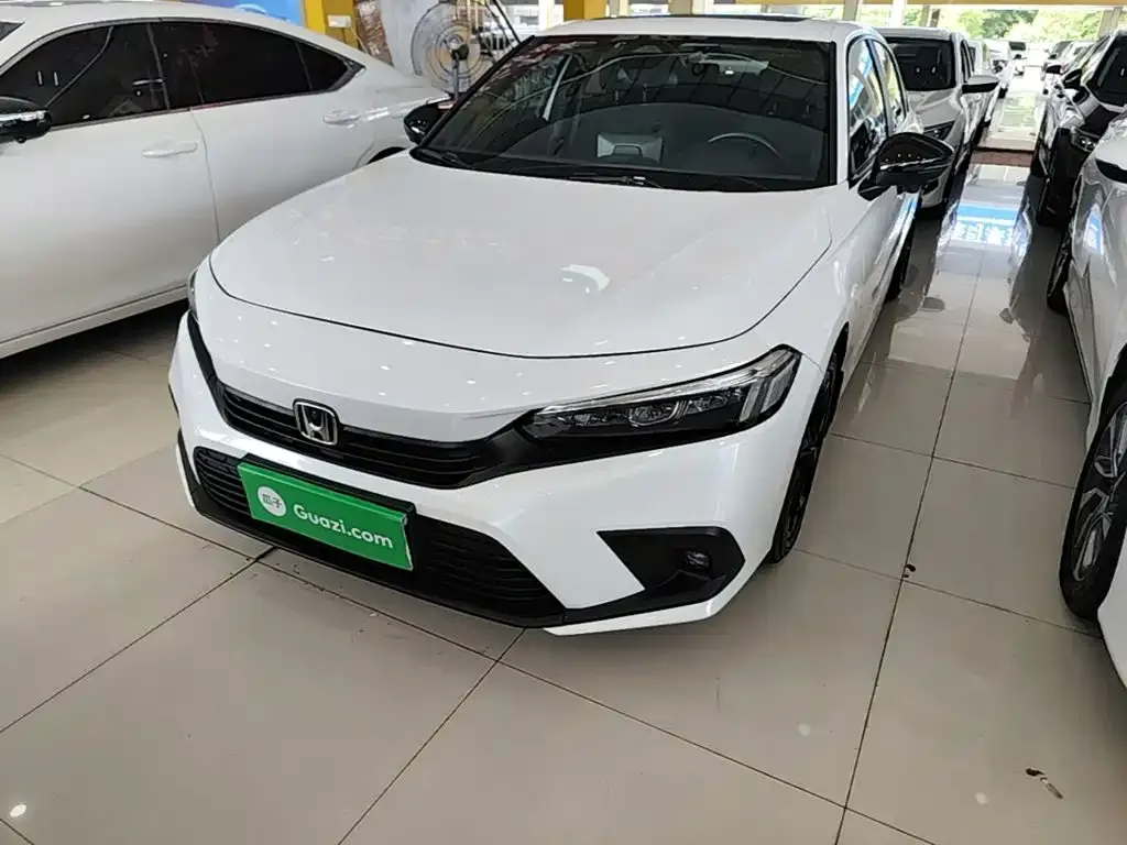 Honda Civic — фото 1