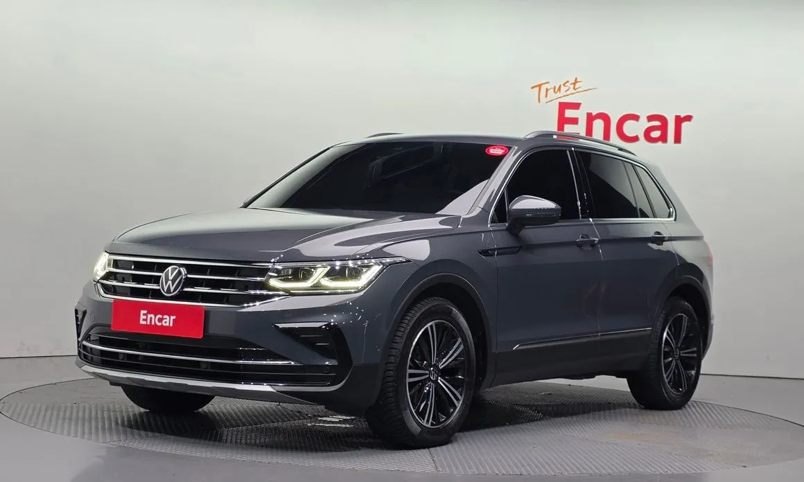 Volkswagen Tiguan — фото 1