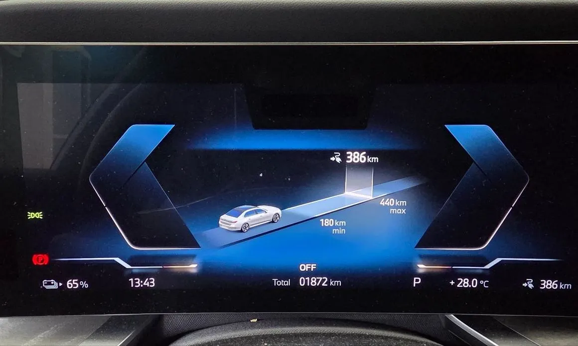 BMW i7 — фото 3