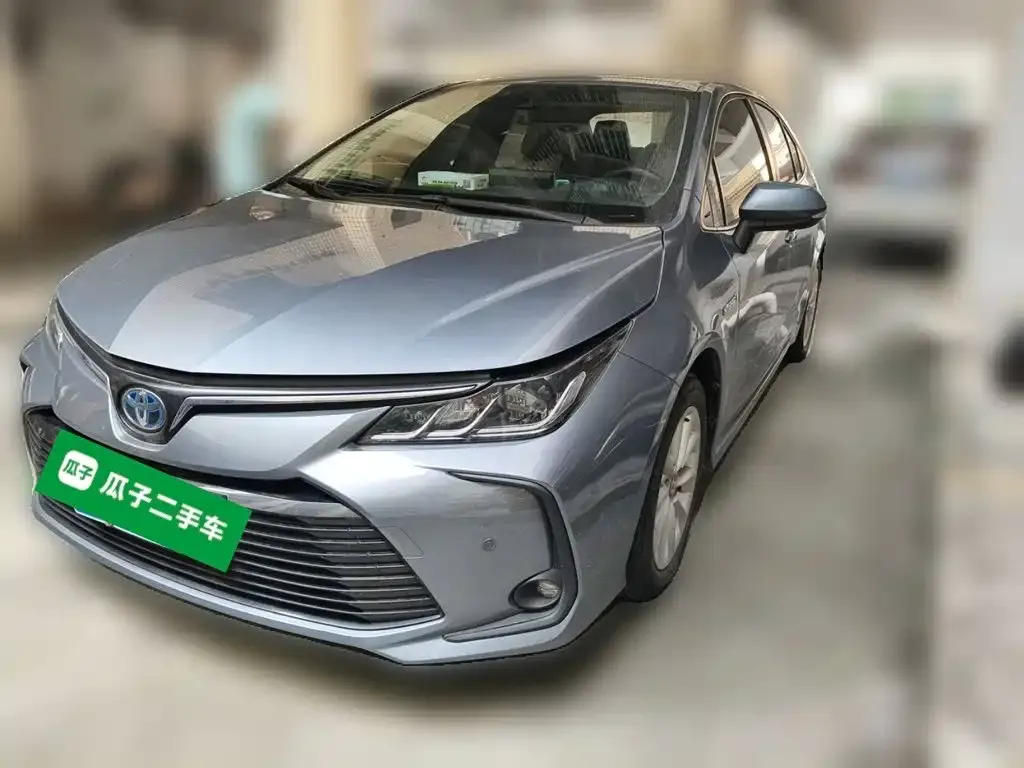 Toyota Corolla — фото 3
