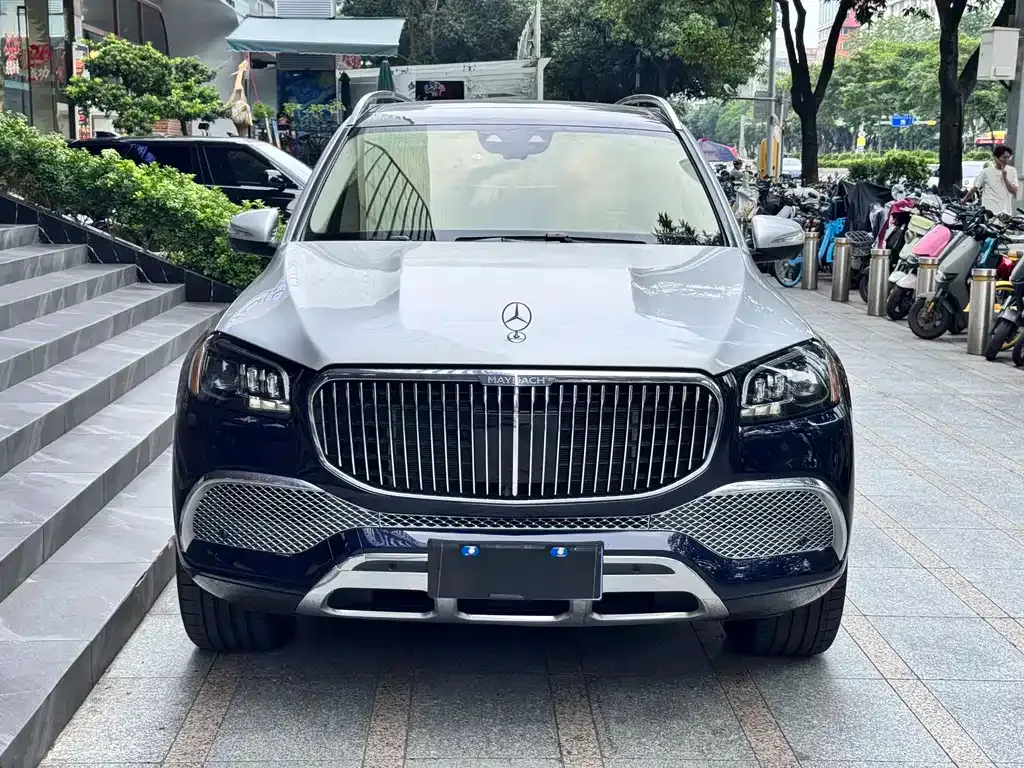 Mercedes-Benz GLS — фото 1