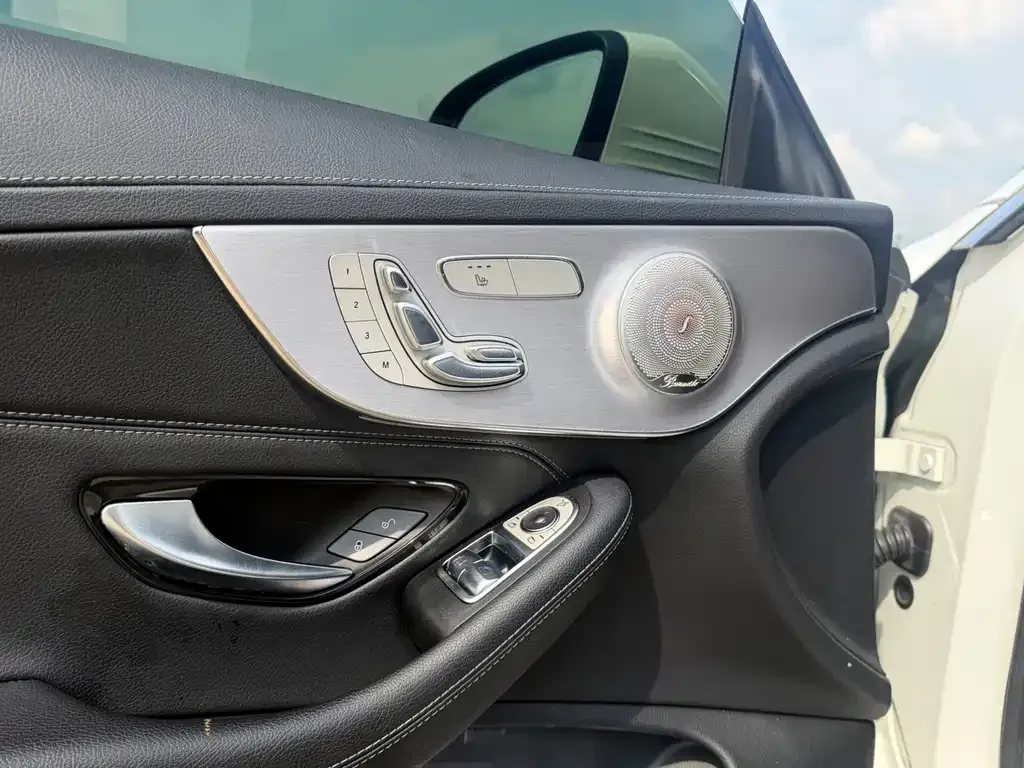 Mercedes-Benz C-Class (Import) — фото 3
