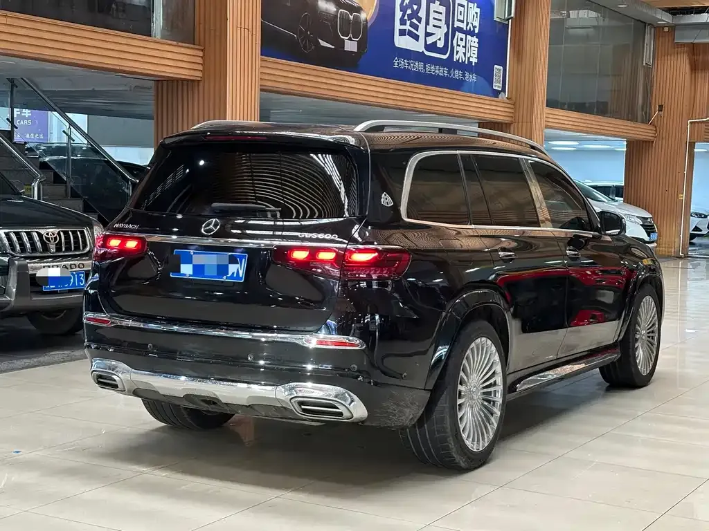 Mercedes-Benz GLS — фото 7