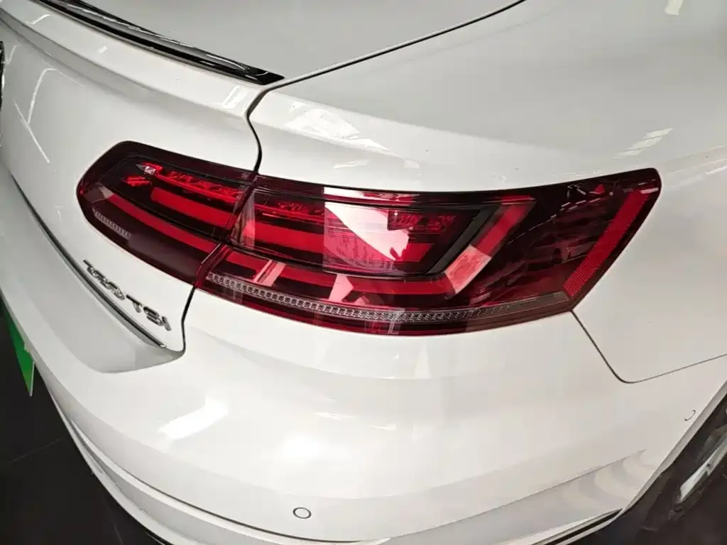 Volkswagen CC — фото 2