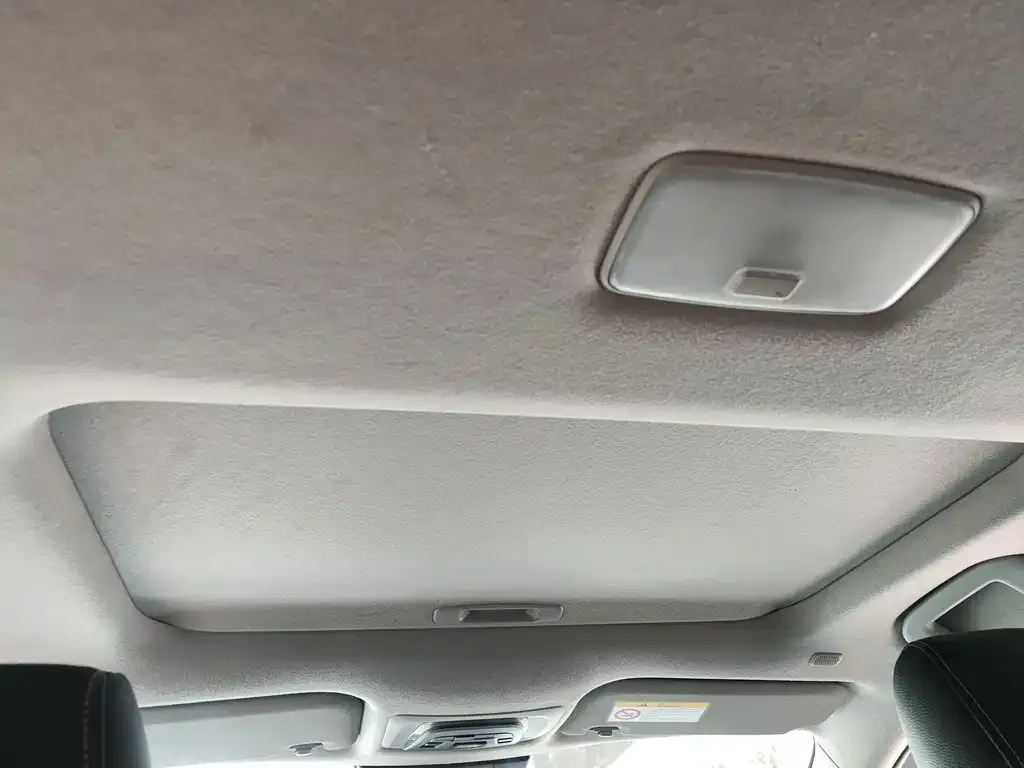 Toyota Corolla Cross — фото 2