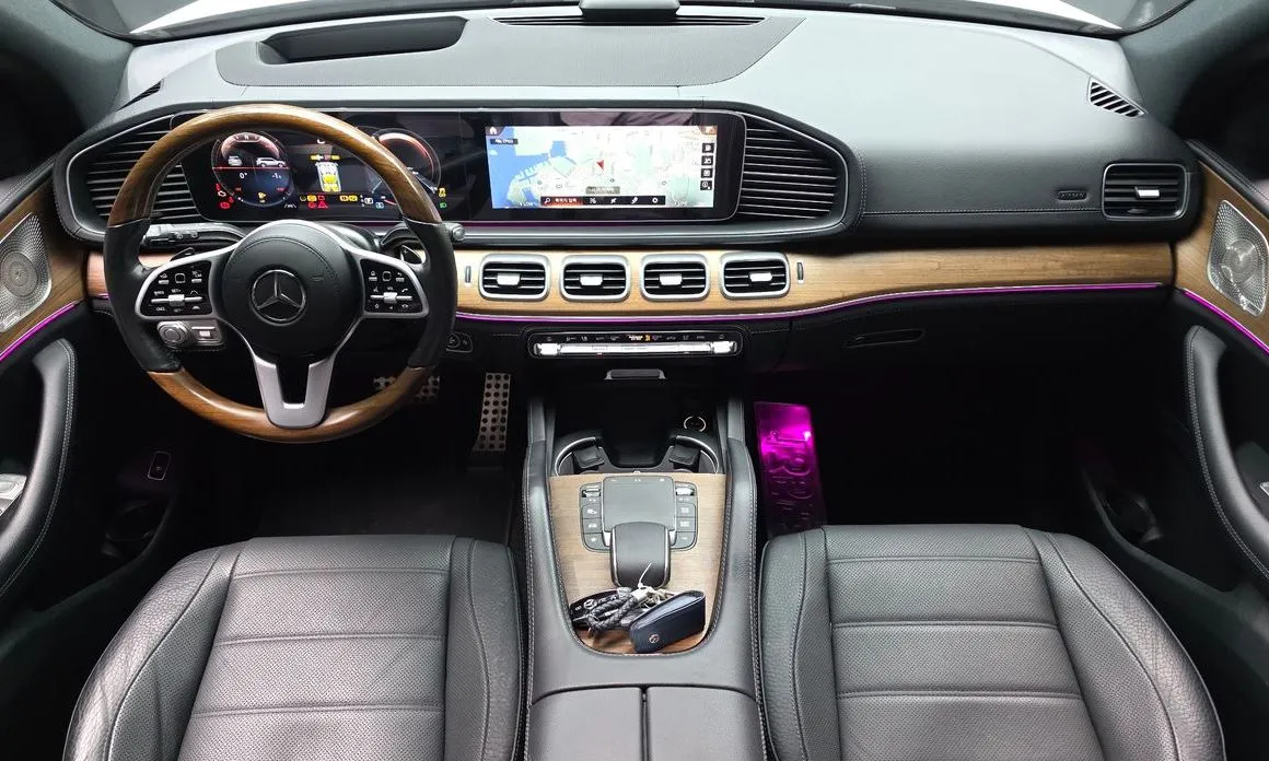 Mercedes-Benz GLS-Class — фото 10