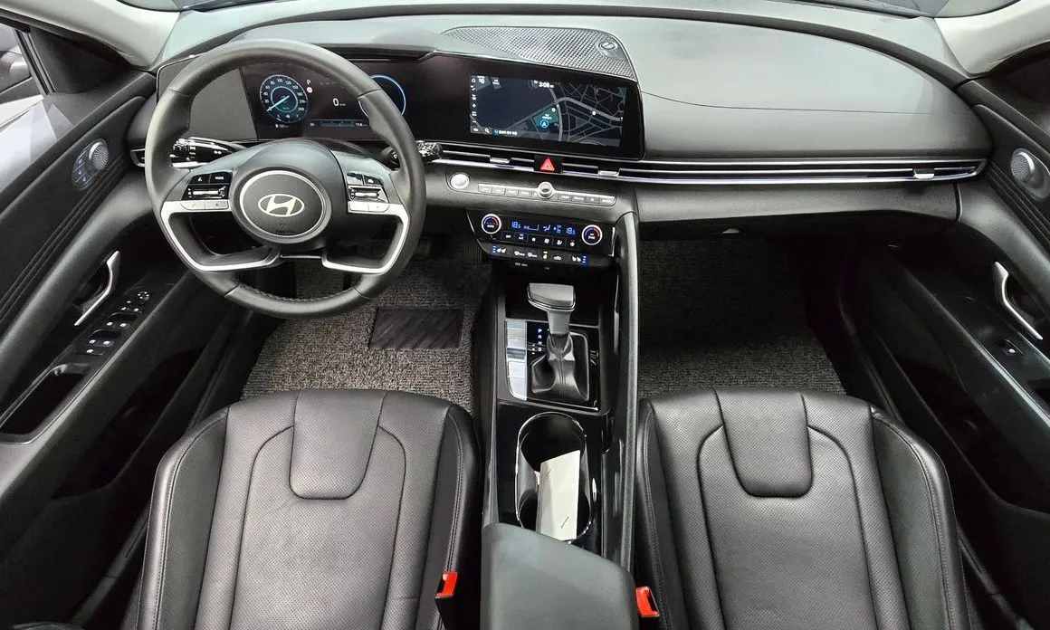 Hyundai AVANTE — фото 7