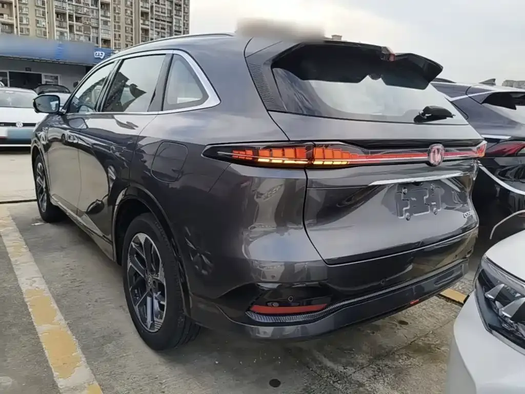 Changan CS75PLUS — фото 9