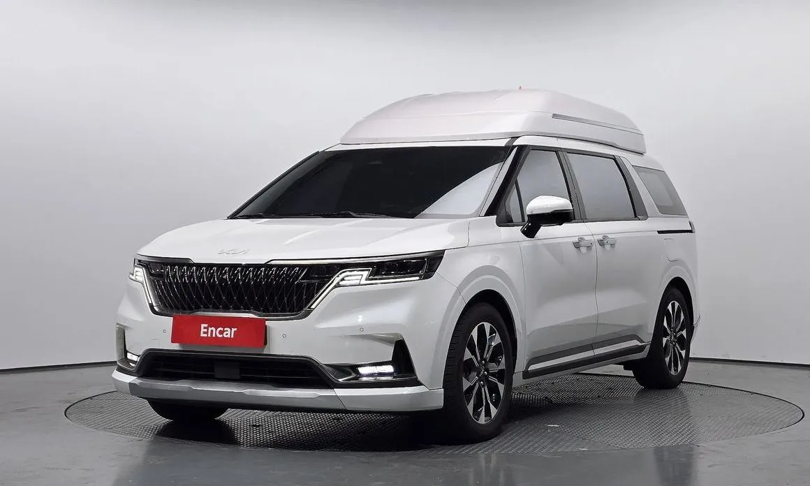 Kia Carnival — фото 1