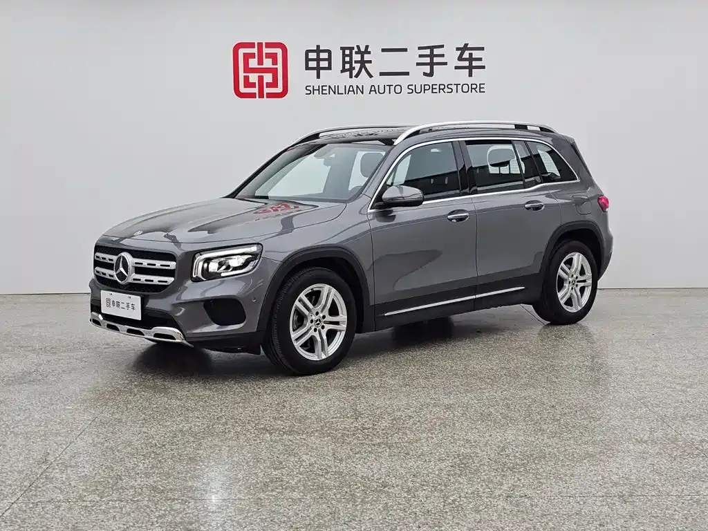 Mercedes-Benz GLB — фото 1