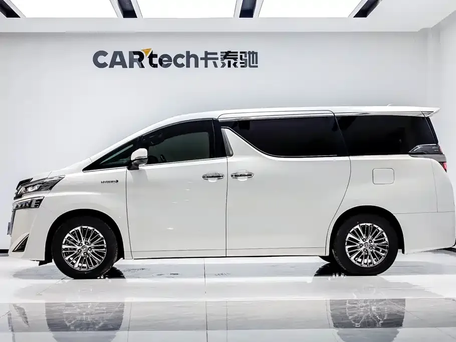 Toyota Vellfire — фото 4