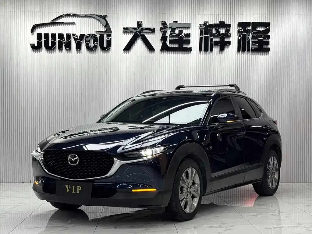 Mazda CX-30 — фото 1