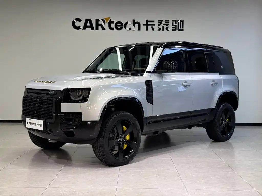 Land Rover Defender — фото 1