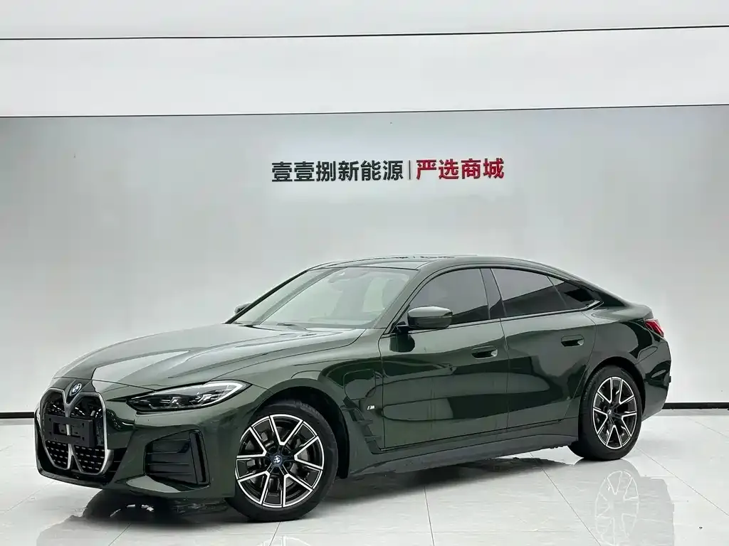 BMW i4 — фото 1