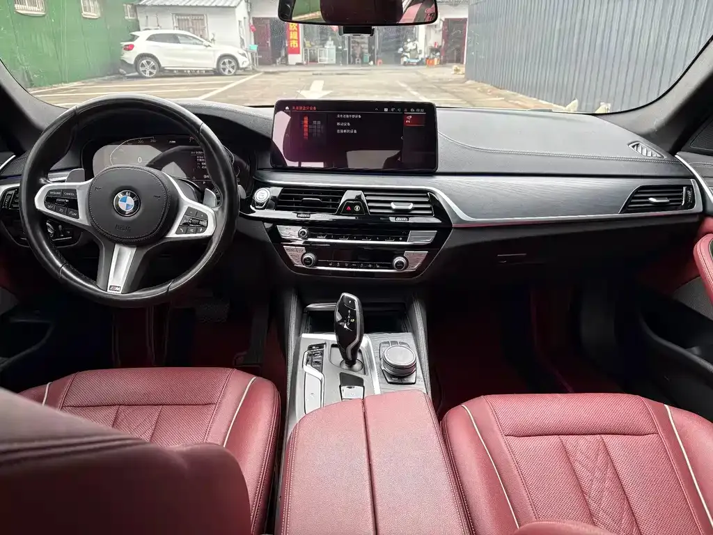 BMW 5 Series — фото 2