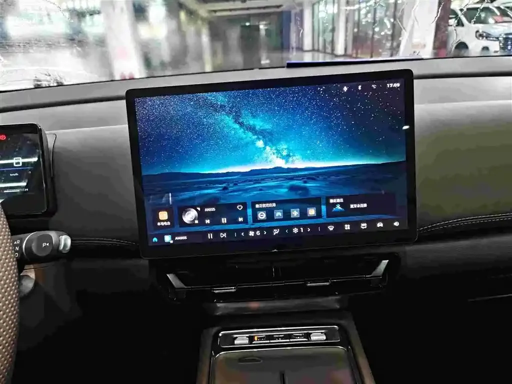 Wuling Xingguang 730 New Energy — фото 4